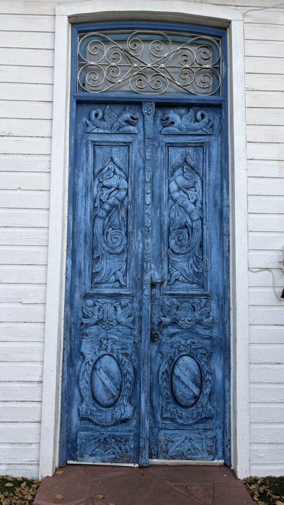 D654704D C448 48CB 9B31 6404EEA93939 1 102 a